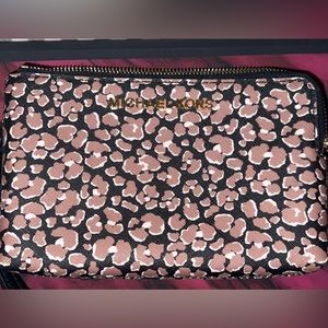 Michael Kors Leopard Wristlet